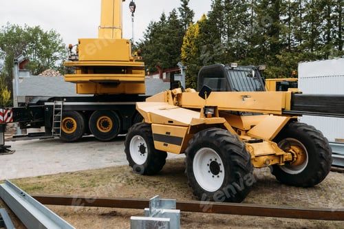 Preview: Big building crane on construction site