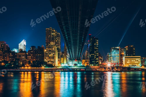 Preview: The Manhattan Skyline Seen From Under The Queensboro Bridge On Roosevelt Island, New York.