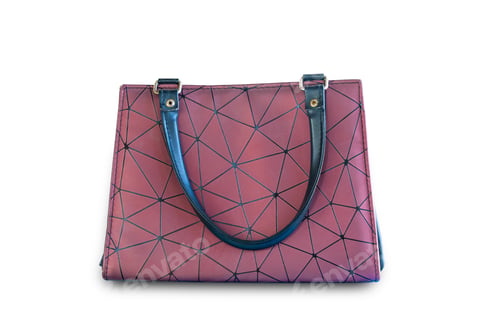 Preview: Fashion leather women handbag isolated on white background. clipping path