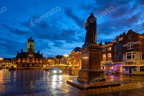 Preview: Delft Market Square Markt in the evening. Delfth, Netherlands