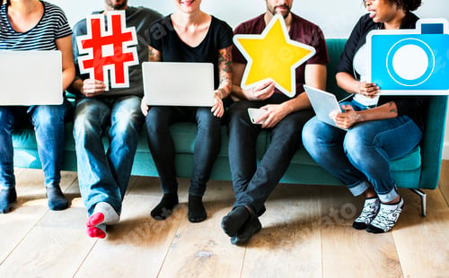 Preview: Peopl with social media concept