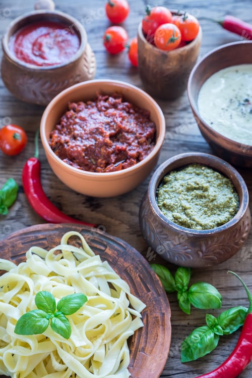 Preview: Tagliatelle with different kinds of sauce