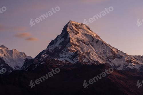 Vorschau: Unglaublich schöner Annapurna South.