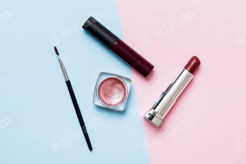 Preview: Professional makeup tools. Top view. Flat lay. Beauty, decorative cosmetics.