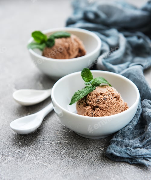 Preview: Chocolate ice cream