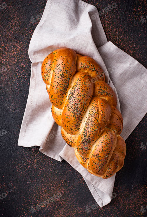Preview: Sweet bread with poppy seeds