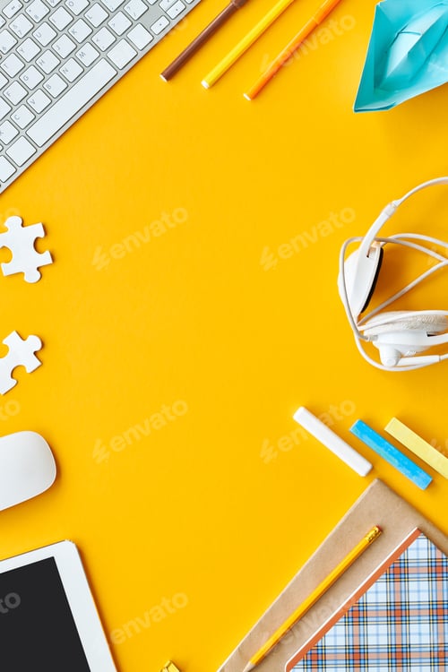 Preview: Students Flatlay
