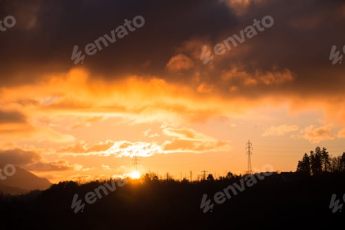 Preview: Dramatic sunrise