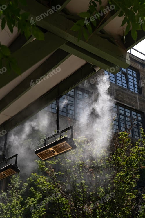 Preview: Water spray system to create a humidifier and cooling climate to reduce hot weather for plants