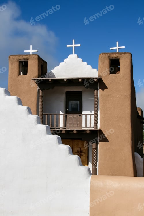 Preview: San Geronimo Chapel in Taos Pueblo, USA