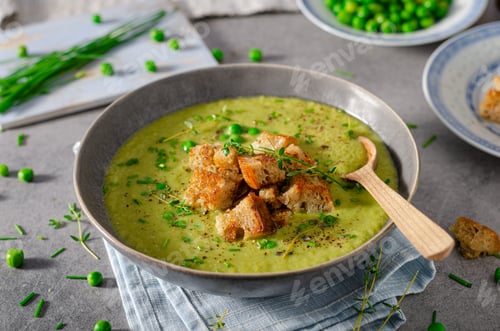Preview: Creamy Green Pea Soup with Croutons and Herbs