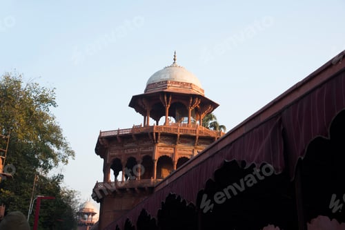 Preview: Bulding around The Taj Mahal, UNESCO World Heritage Site.