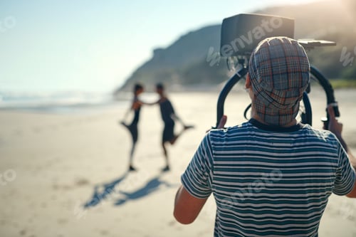 Preview: Just pretend that Im not here