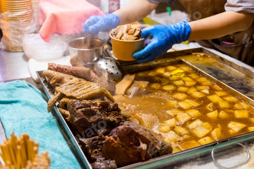 Preview: Hong Kong local street food with beef offal
