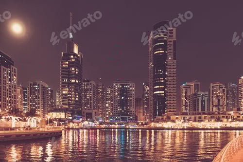 Preview: Dubai Marina at night