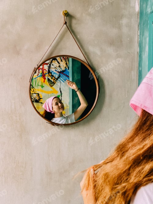 Preview: Mirror reflection