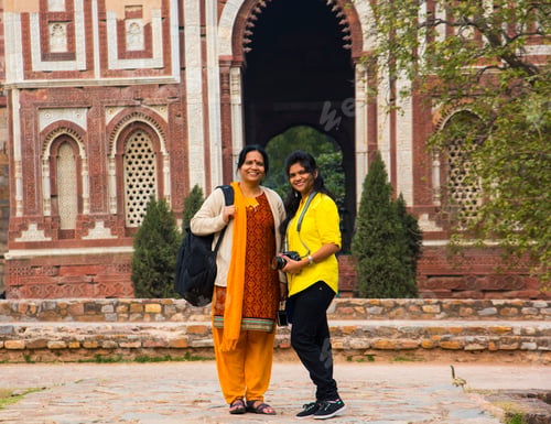 Preview: Tourist visit to tallest brick minaret Qutub Minar, a UNESCO World Heritage Site, Delhi, India.