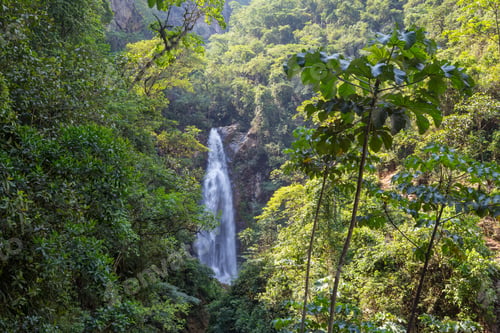 Preview: Waterfall in Bolivia