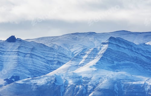 Preview: Winter mountains