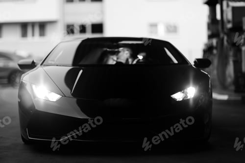 Preview: A sports car in black and white