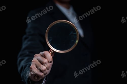 Preview: Hand with magnifying.