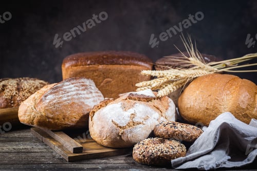Preview: Assortment of baked bread