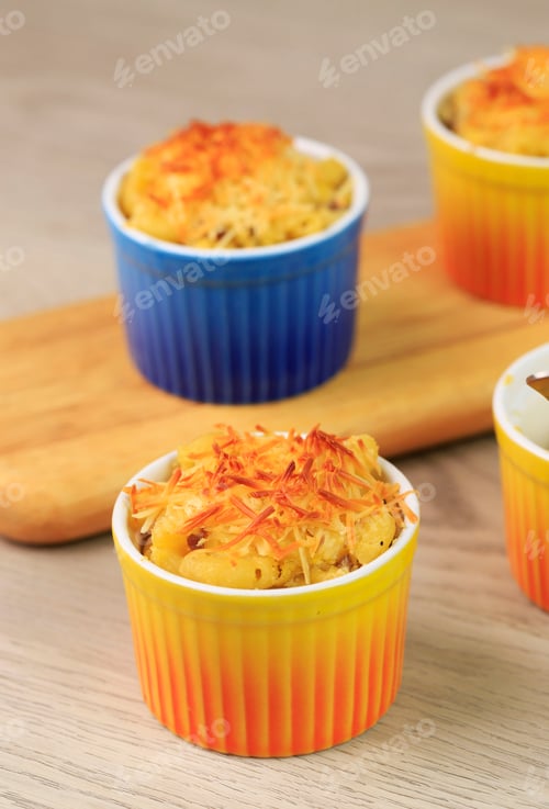 Preview: Baked Macaroni Schotel