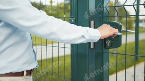 Preview: Young man opening the door