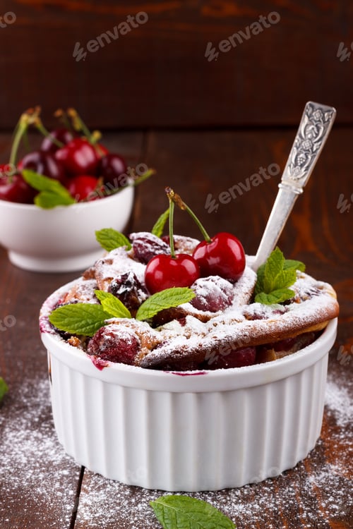 Preview: French clafoutis with cherry