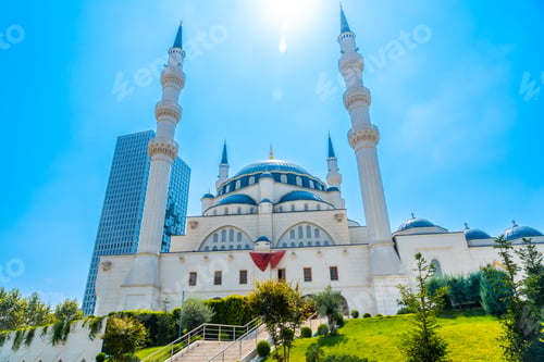 Preview: The impressive Namazgah Mosque Tirana near Skanderbeg Square in Tirana. Albania