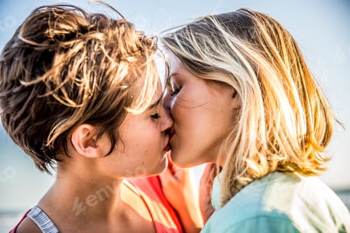Preview: Lesbian couple at romantic date