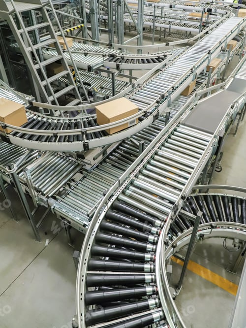 Preview: conveyor belt in a modern production line
