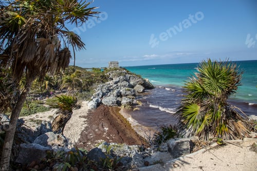 Preview: Views of the temples of Tulum next to the Caribbean Sea. Quintana Roo, Mexico