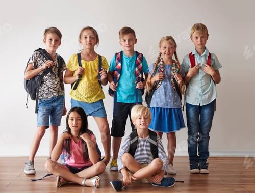 Visualização: Melhores amigos da mesa escolar