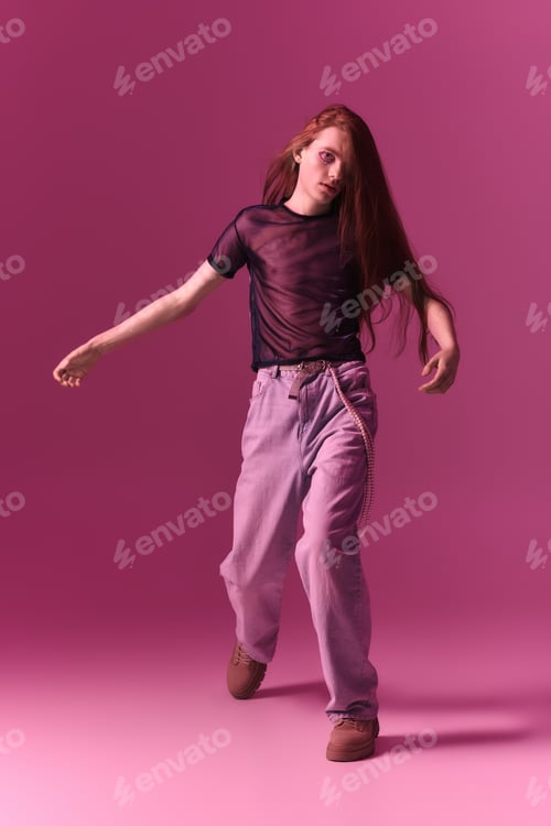 Preview: Celebrating individuality and expression in a vibrant pink setting