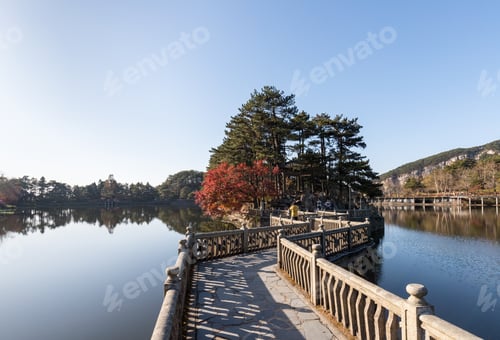 Preview: mount lu landscape in autumn