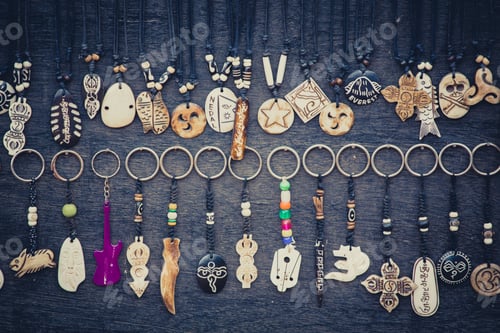 Preview: Jewels in a shop