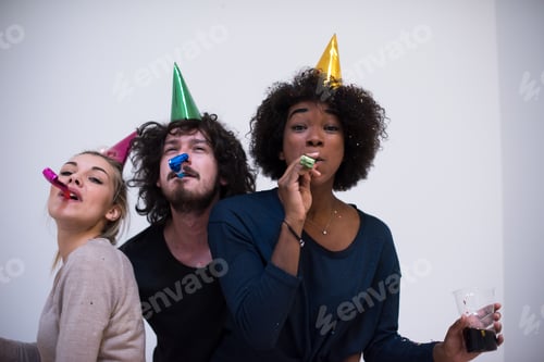 Preview: confetti party