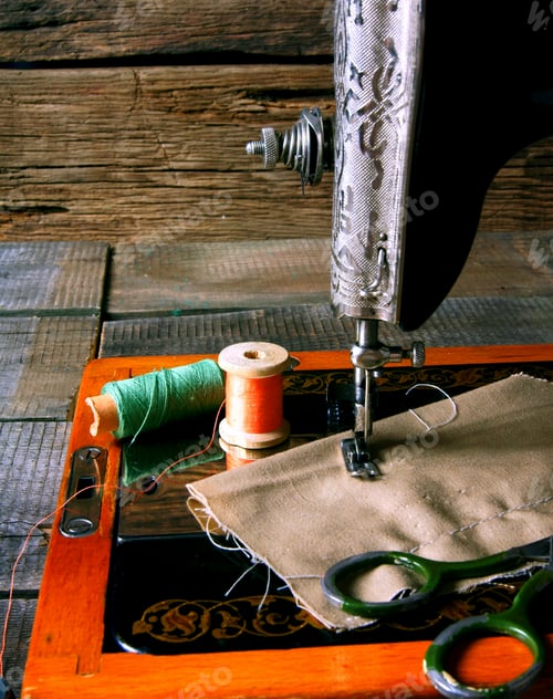 Preview: The sewing machine and tools.