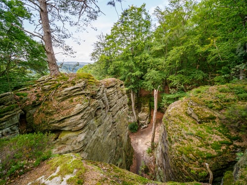Preview: Impressive rock formations in Berdorf forest