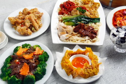 Preview: Freshly cooked assorted Chinese food
