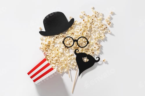 Preview: Popcorn bucket and photo booth prop for movie party