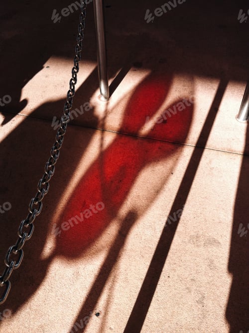 Preview: Shadow of a Mickey Mouse balloon