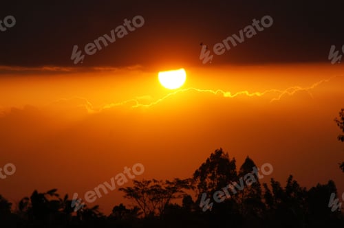 Preview: Sunset in the clouds