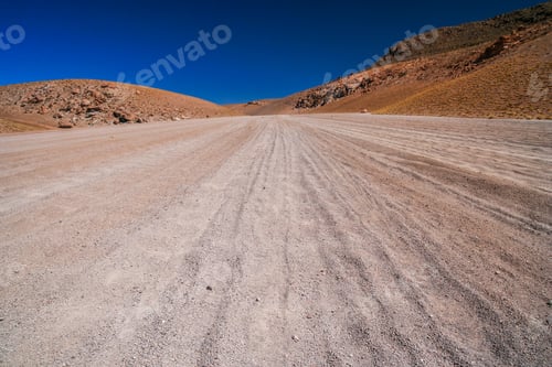 Preview: Corrugated road in Altiplano