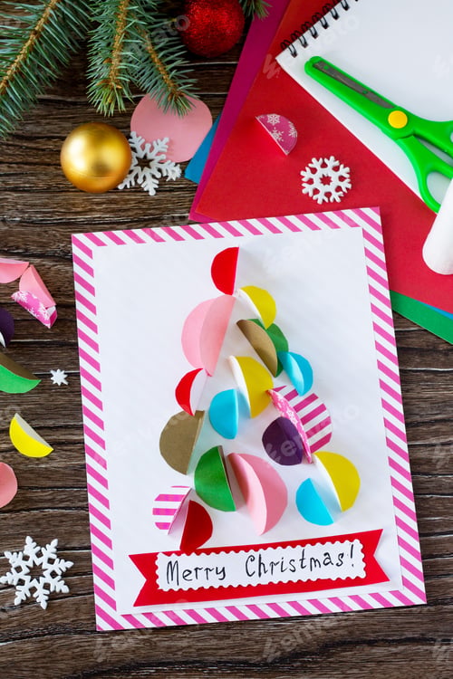 Preview: Christmas tree greeting card. Handmade. Project of children's creativity, handicrafts.