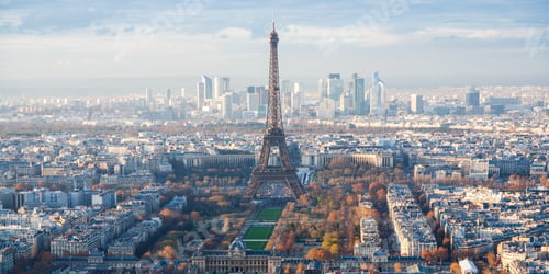 Preview: above view of Eiffel Tower and La Defence in Paris
