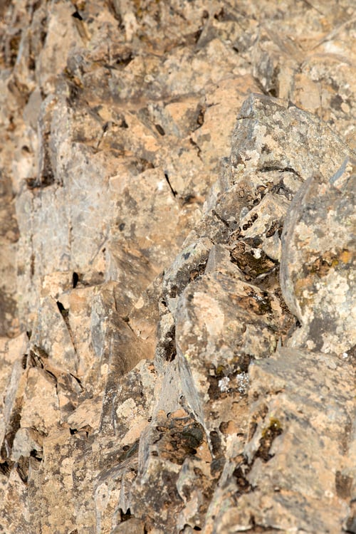 Preview: Detail of the stone boulders on the mountain slope