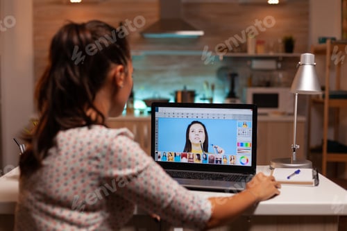 Preview: Professional graphic editor retouching