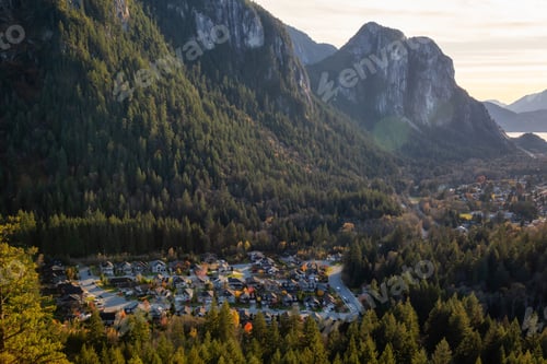 Preview: Squamish, North of Vancouver, British Columbia, Canada
